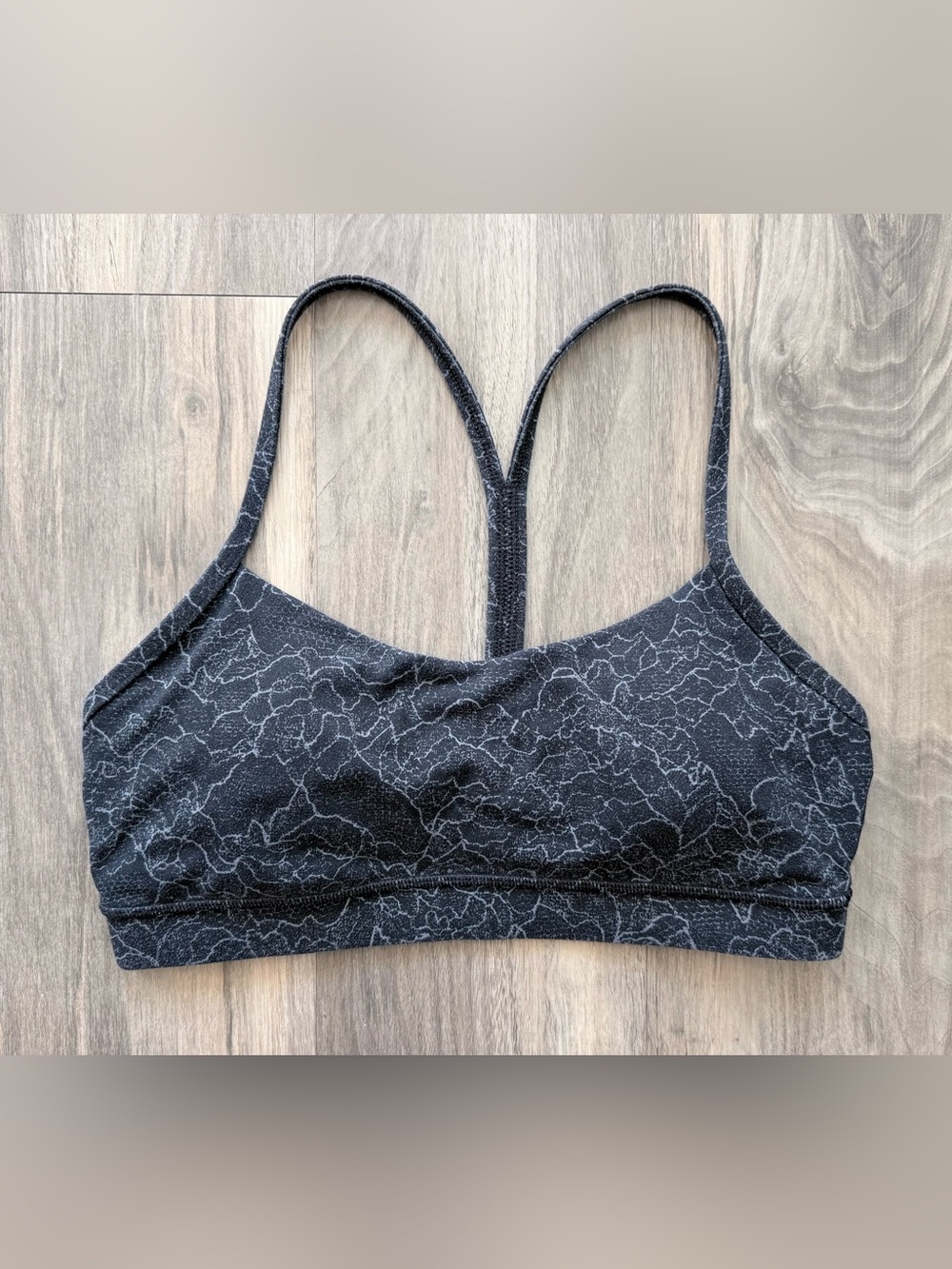 Lululemon Flow Y Nulu Lacescape Dark Cast Black Sports Bra Size 8